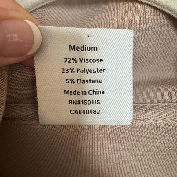 Varley Loretta Half-Zip Taupe DoubleSoft Sleeveless Top. Never Worn. Like New. - Picture 7 of 8